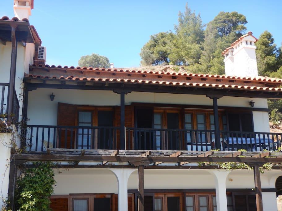 Sangue Blu Beachfront Villa Apartment アギオス・ニコラオス エクステリア 写真